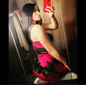 Meet your Posher, Mari